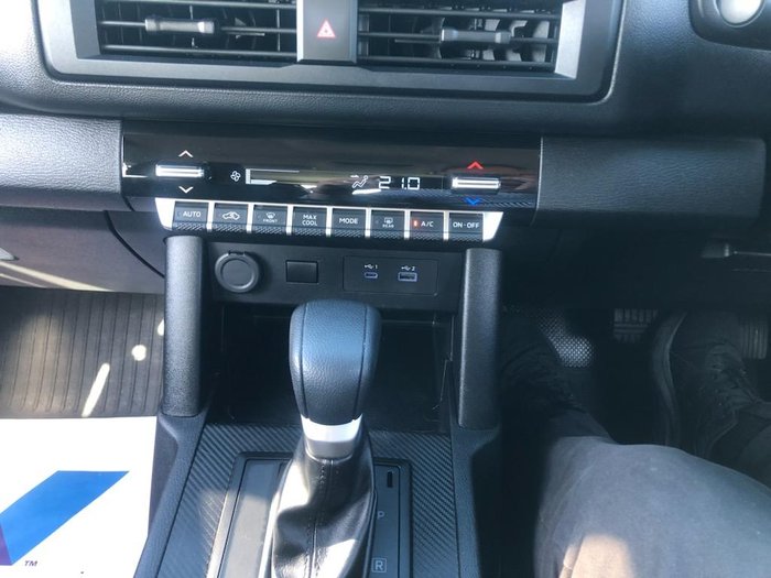 2024 Mitsubishi Triton GLX