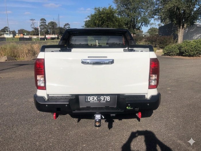 2024 Mitsubishi Triton GLX