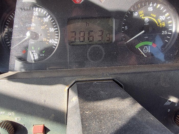 1995 John Deere 6400