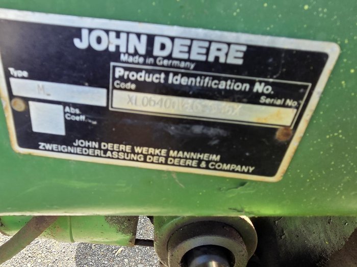 1995 John Deere 6400