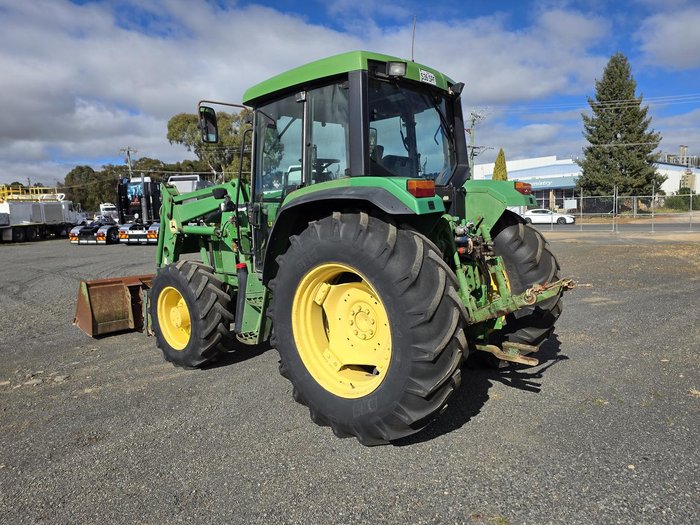 1995 John Deere 6400