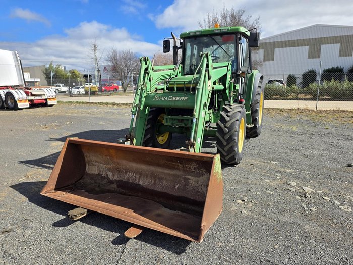 1995 John Deere 6400