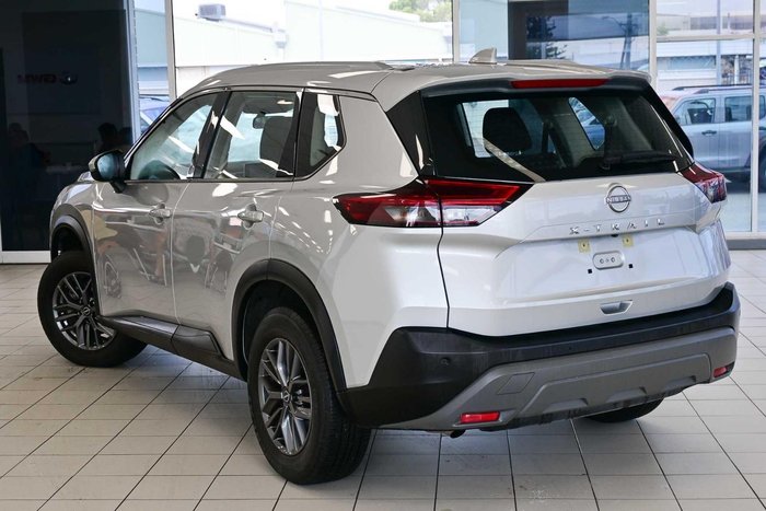 2024 Nissan X-TRAIL ST