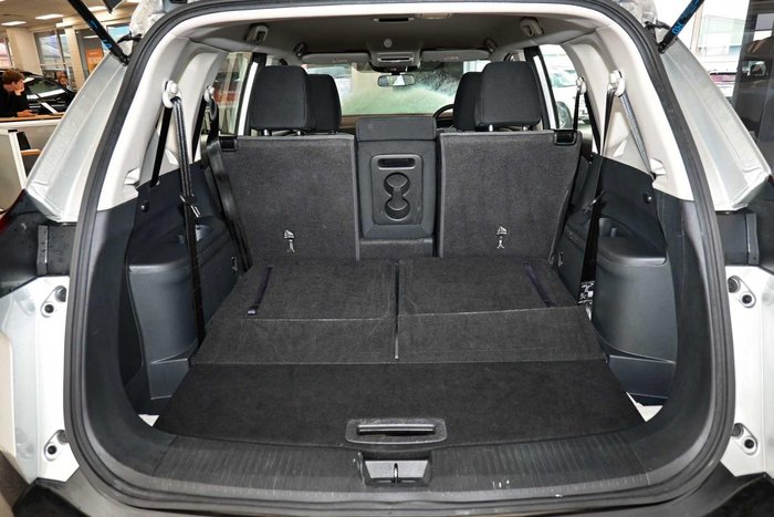 2023 Nissan X-TRAIL ST