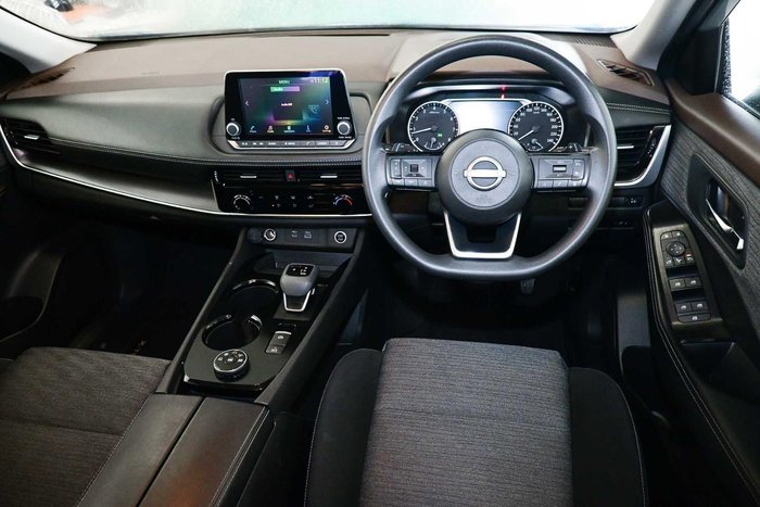 2023 Nissan X-TRAIL ST