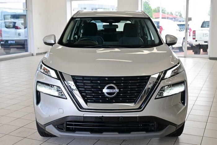 2024 Nissan X-TRAIL ST