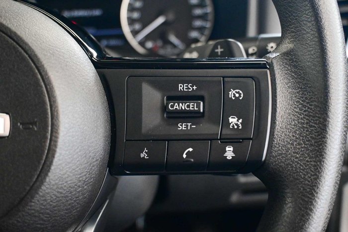 2024 Nissan X-TRAIL ST