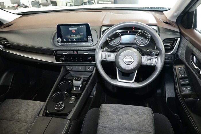2024 Nissan X-TRAIL ST