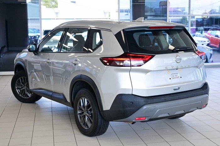 2023 Nissan X-TRAIL ST