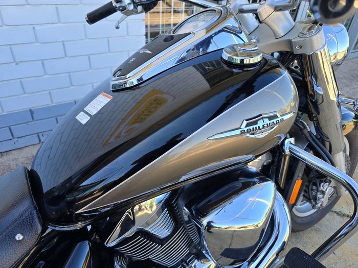 2009 Suzuki VLR 1800 BOULEVARD (C109R) GREY