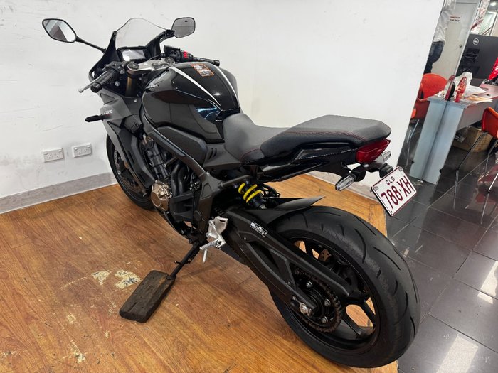 2021 Honda CBR650R Black