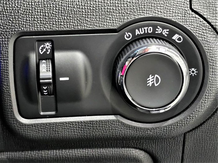 2018 Holden Colorado LT RG MY19 4X4 Dual Range Summit White