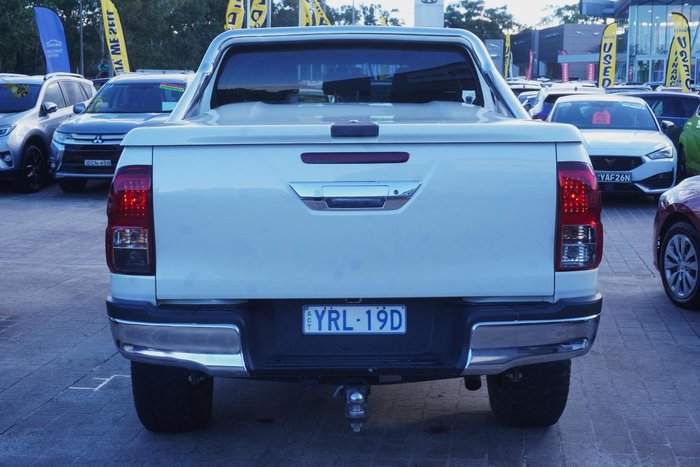 2018 Toyota Hilux SR5