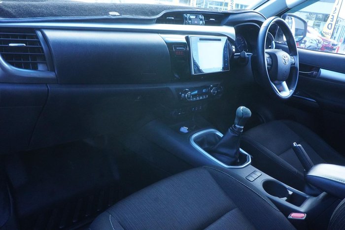 2018 Toyota Hilux SR5