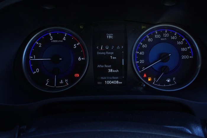 2018 Toyota Hilux SR5