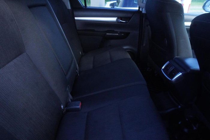 2018 Toyota Hilux SR5