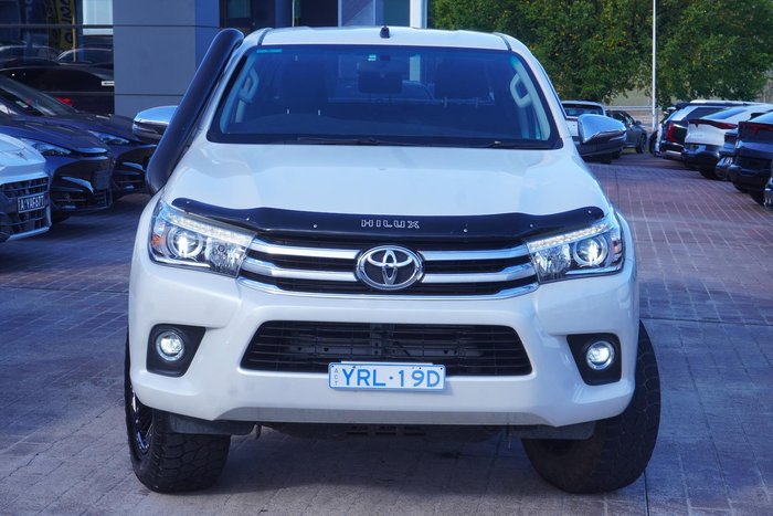 2018 Toyota Hilux SR5