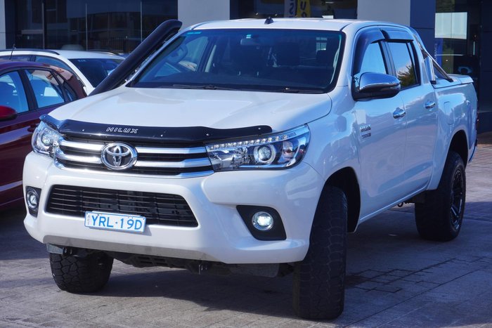 2018 Toyota Hilux SR5