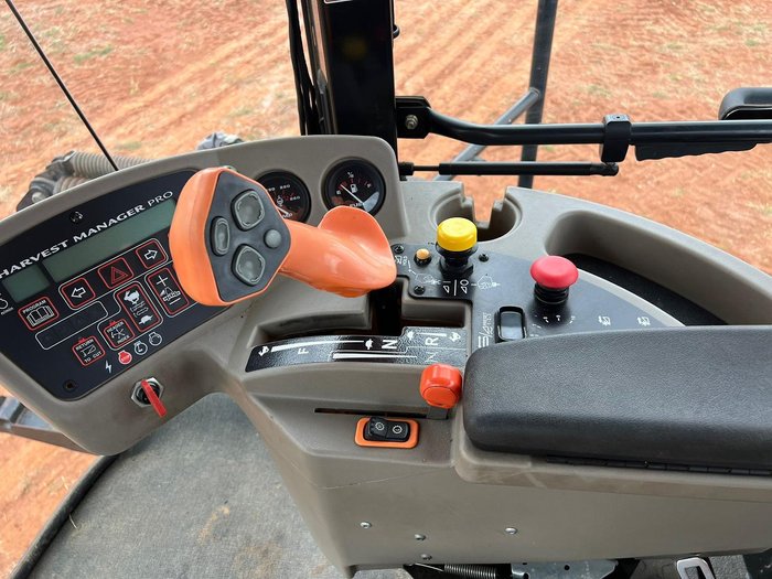 2010 MacDon M150