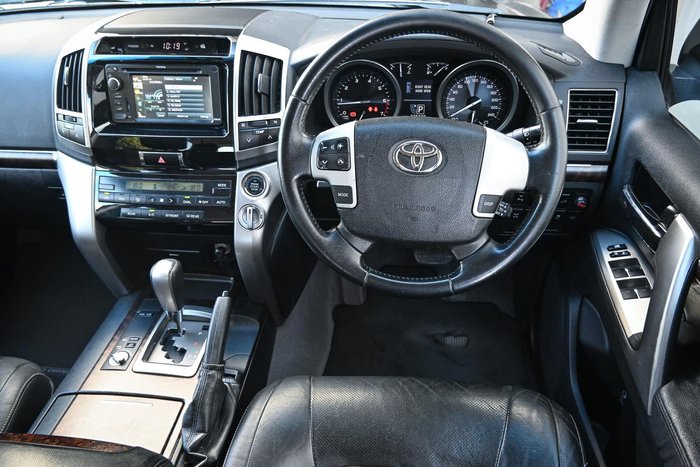 2012 Toyota Landcruiser VX