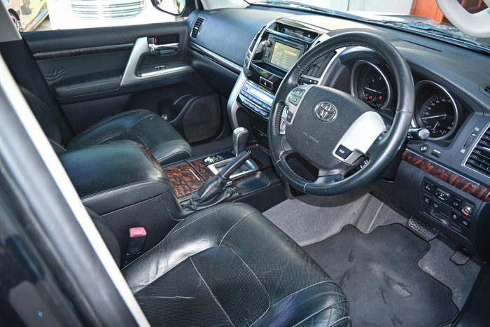 2012 Toyota Landcruiser VX