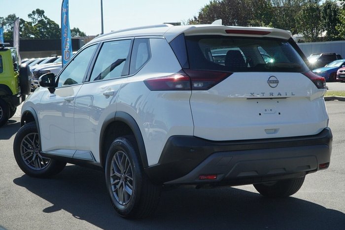 2024 Nissan X-TRAIL ST