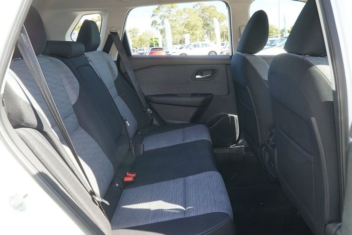 2024 Nissan X-TRAIL ST