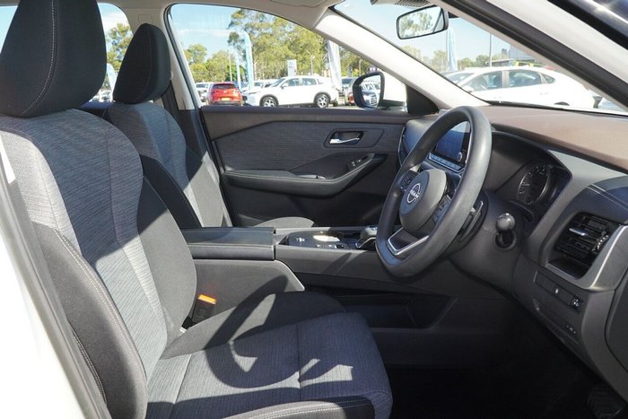 2024 Nissan X-TRAIL ST