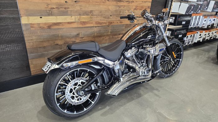 2025 Harley-Davidson Breakout 117 (FXBR) Softail Black