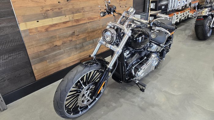 2025 Harley-Davidson Breakout 117 (FXBR) Softail Black