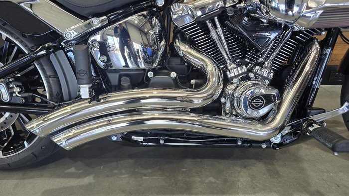 2025 Harley-Davidson Breakout 117 (FXBR) Softail Black