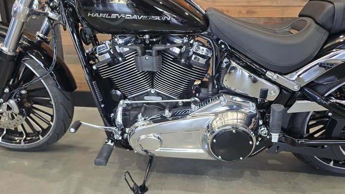 2025 Harley-Davidson Breakout 117 (FXBR) Softail Black