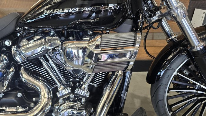 2025 Harley-Davidson Breakout 117 (FXBR) Softail Black