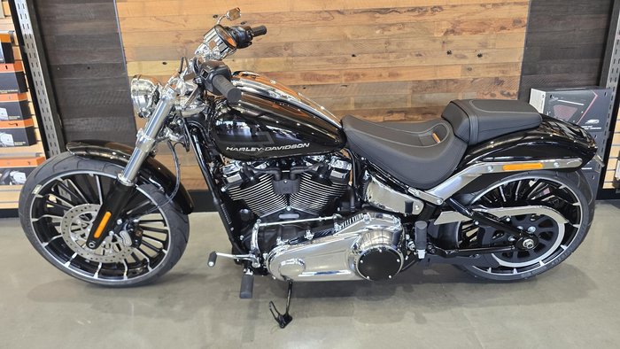 2025 Harley-Davidson Breakout 117 (FXBR) Softail Black