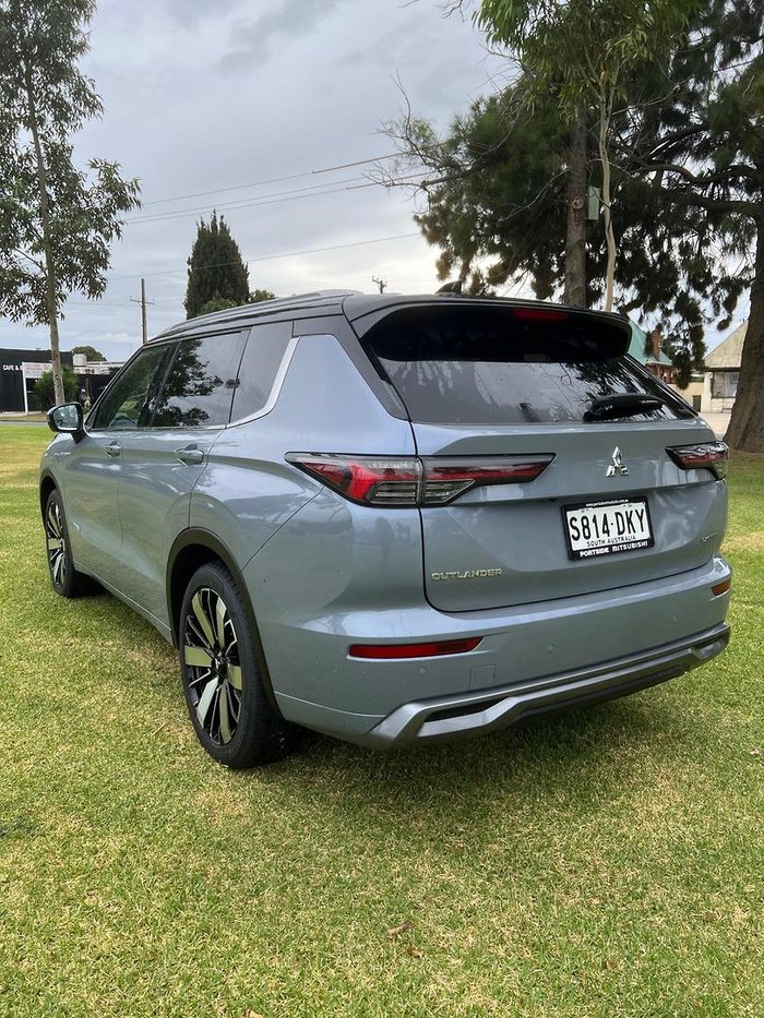 2025 Mitsubishi Outlander Exceed Tourer ZM MY25 AWD Moonstone Grey with Black Roof