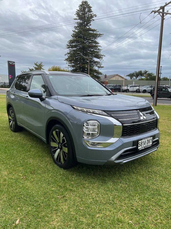 2025 Mitsubishi Outlander Exceed Tourer