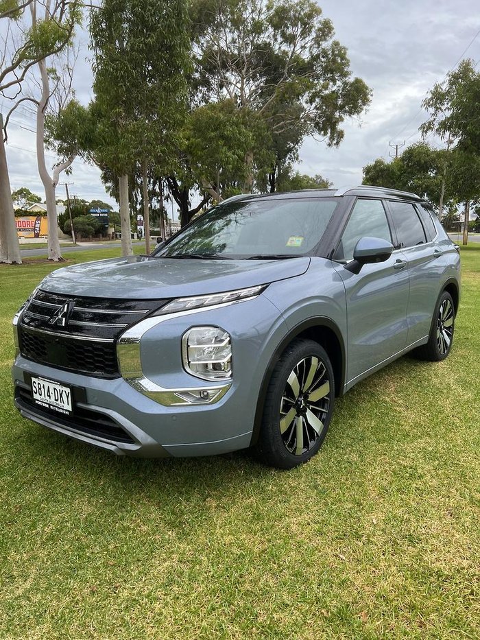 2025 Mitsubishi Outlander Exceed Tourer