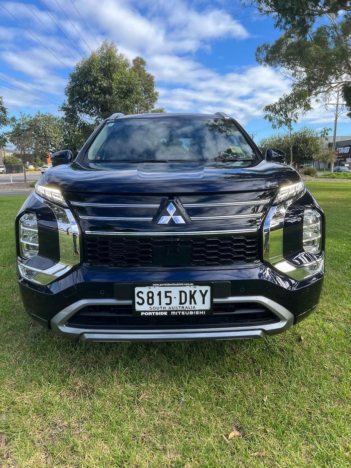 2025 Mitsubishi Outlander Exceed