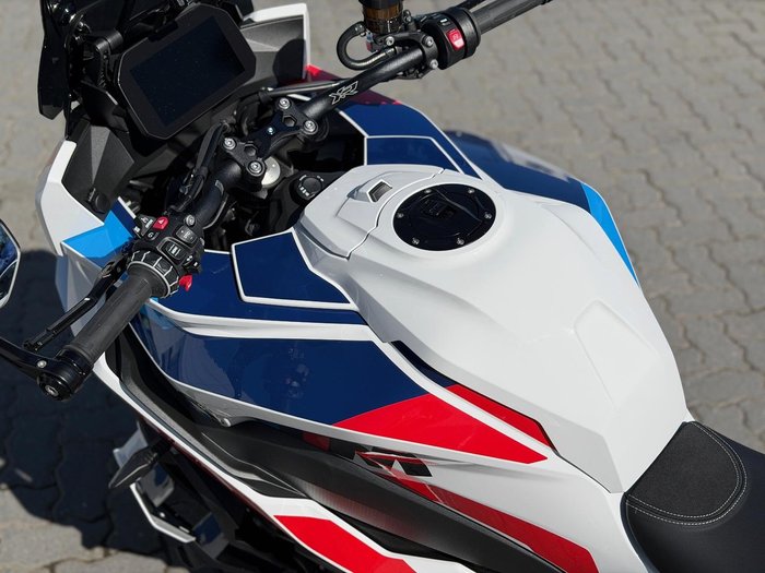 2025 BMW M 1000 XR M 1000 White