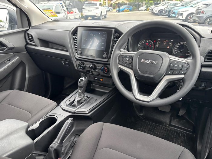 2026 Isuzu D-MAX SX High Ride MY25.5 4x2 Mineral White