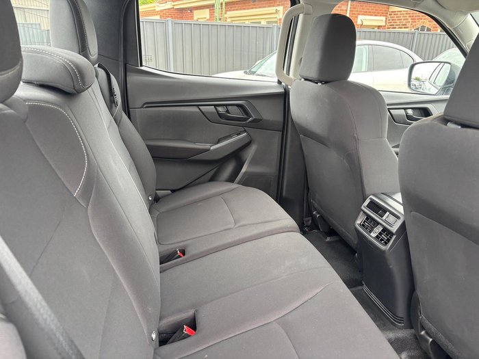 2026 Isuzu D-MAX SX High Ride MY25.5 4x2 Mineral White