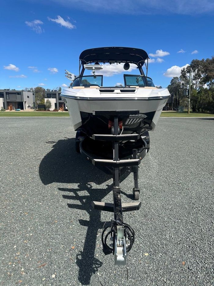 2022 MasterCraft X22