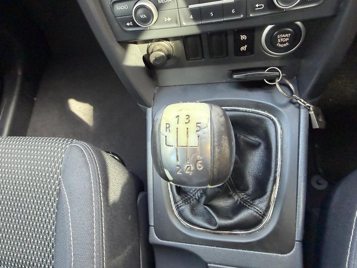 2013 Renault Koleos Expression H45 PHASE II Cayenne Orange