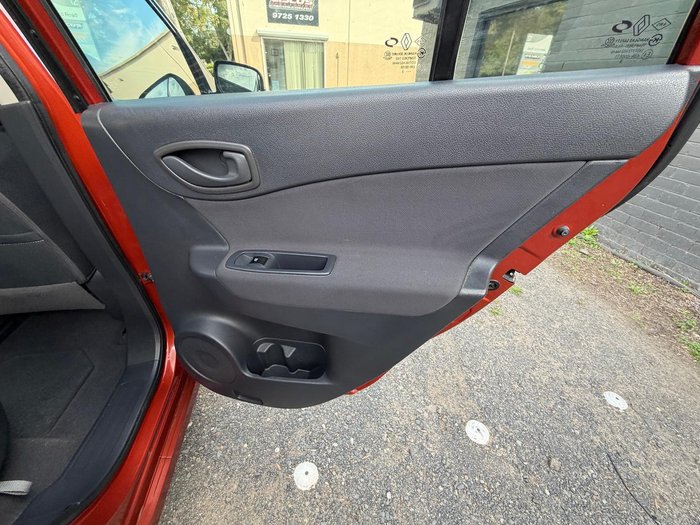 2013 Renault Koleos Expression H45 PHASE II Cayenne Orange