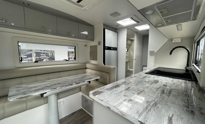 2020 JB Caravans Dirt Road Xtreme Bunk2