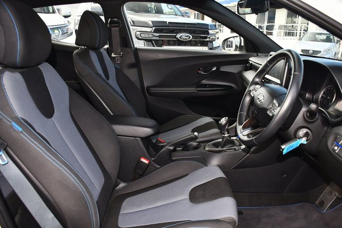 2020 Hyundai Veloster