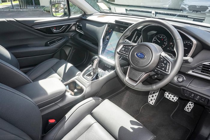 2025 Subaru Outback AWD Touring XT