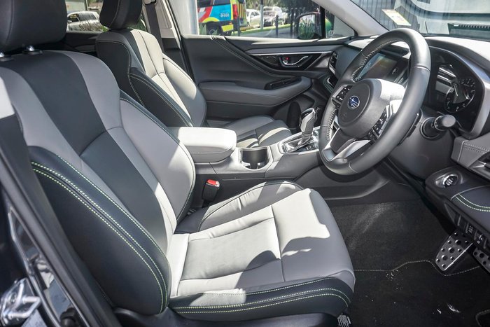 2025 Subaru Outback AWD Sport