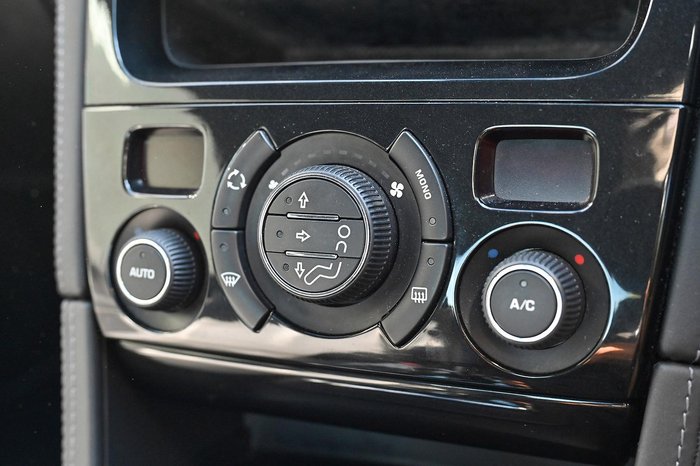 2011 Peugeot RCZ Nera Black