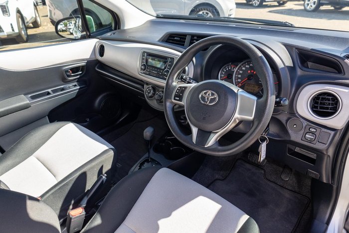 2013 Toyota Yaris YR